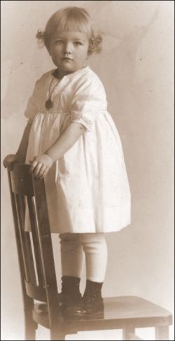 (Alcina child)