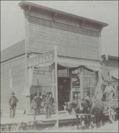 (Fritsch Brothers hardware)