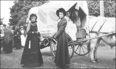 (Territorial Daughters covered wagon 1939)