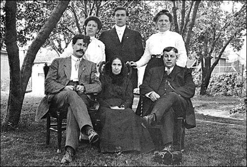 (Ernst family)